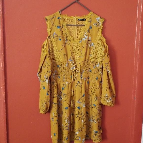 Boohoo Plus Dresses & Skirts - Dress
